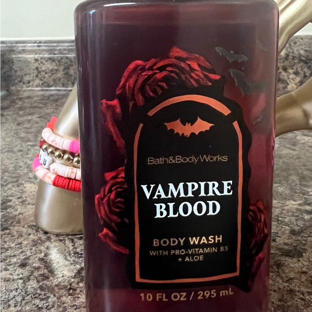 Brand New Bath & Body Works Vampire Blood Body Wash - Red and Black - Picture 4 of 4